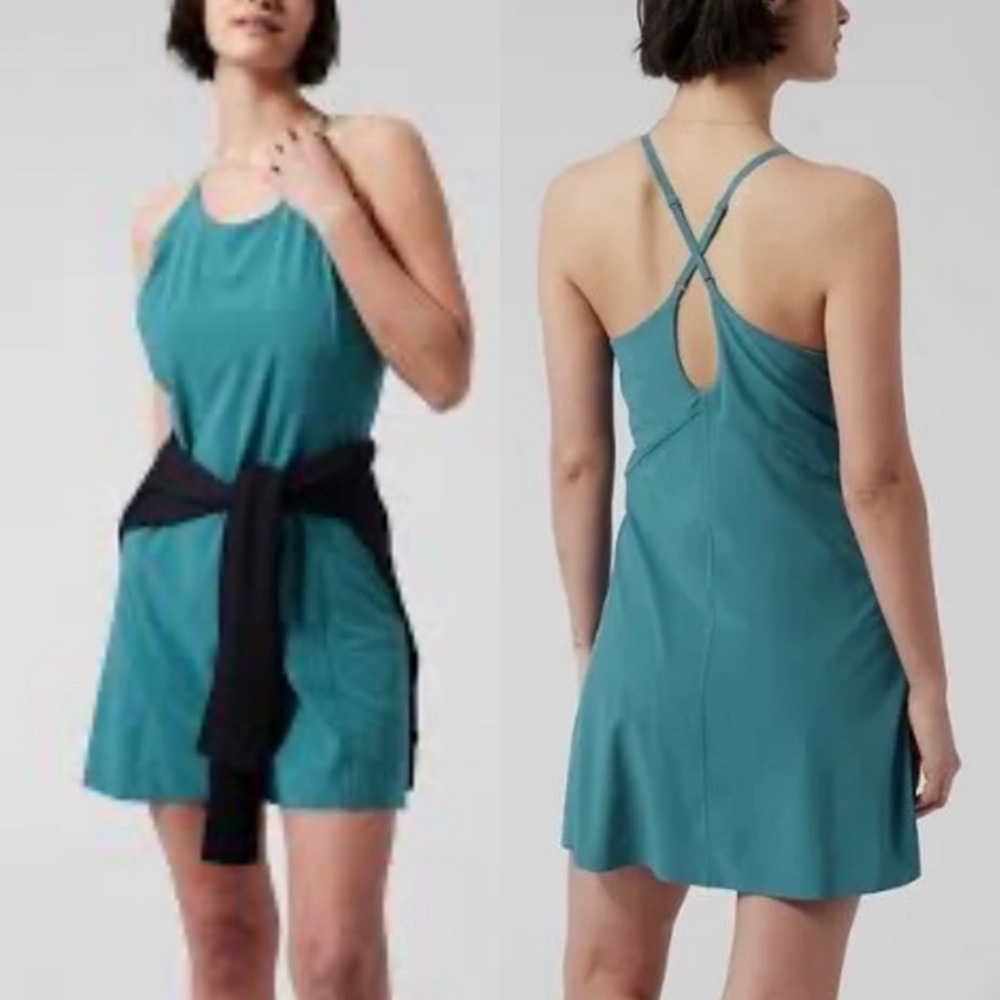 Athleta Infinity Dress Teal XS Athletic Dress with Shorts